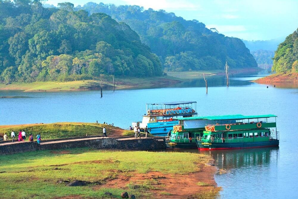 Scenic outing with Palliyadiyil Tourism